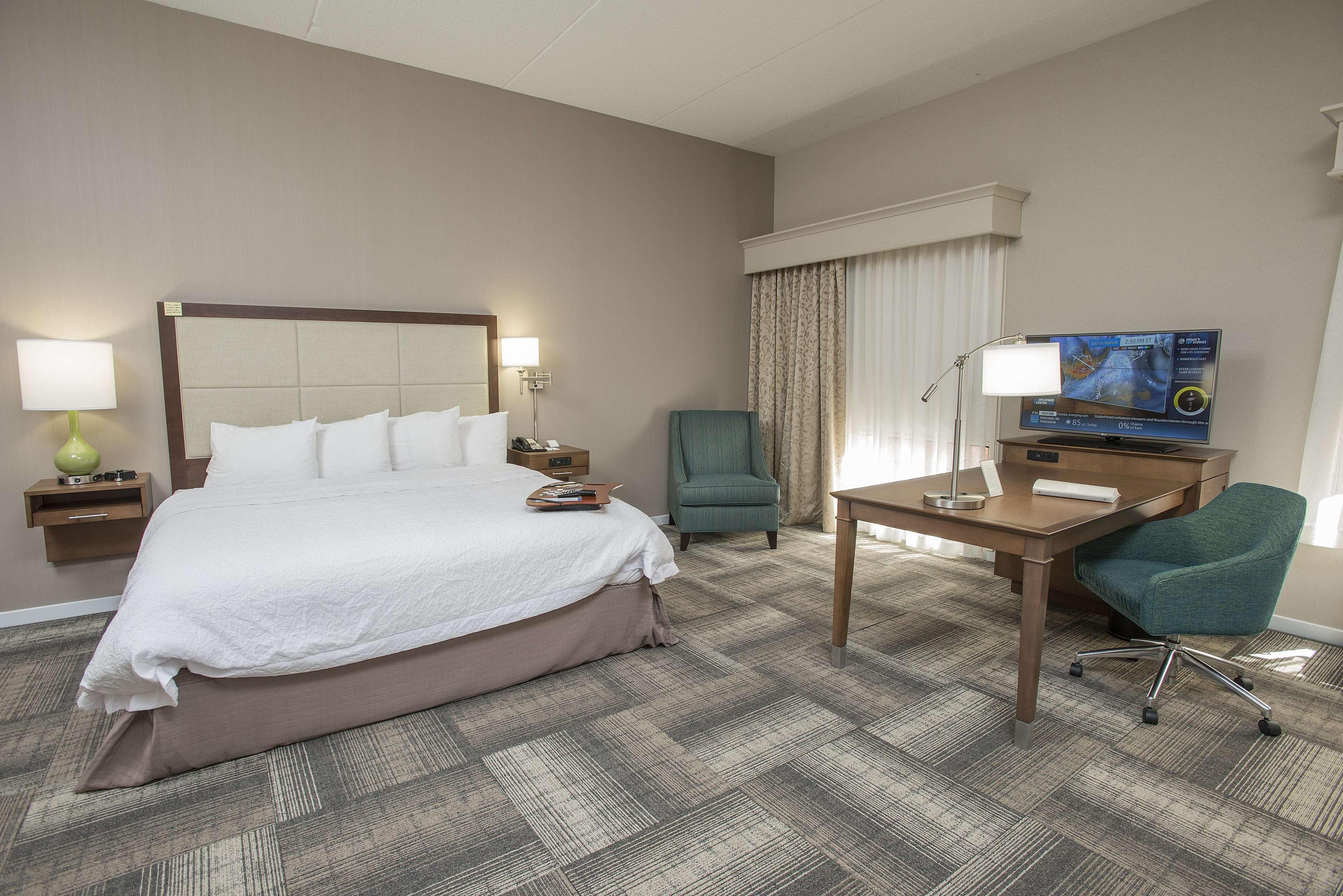 Hampton Inn & Suites Cincinnati-Union Centre Уест Честър Екстериор снимка