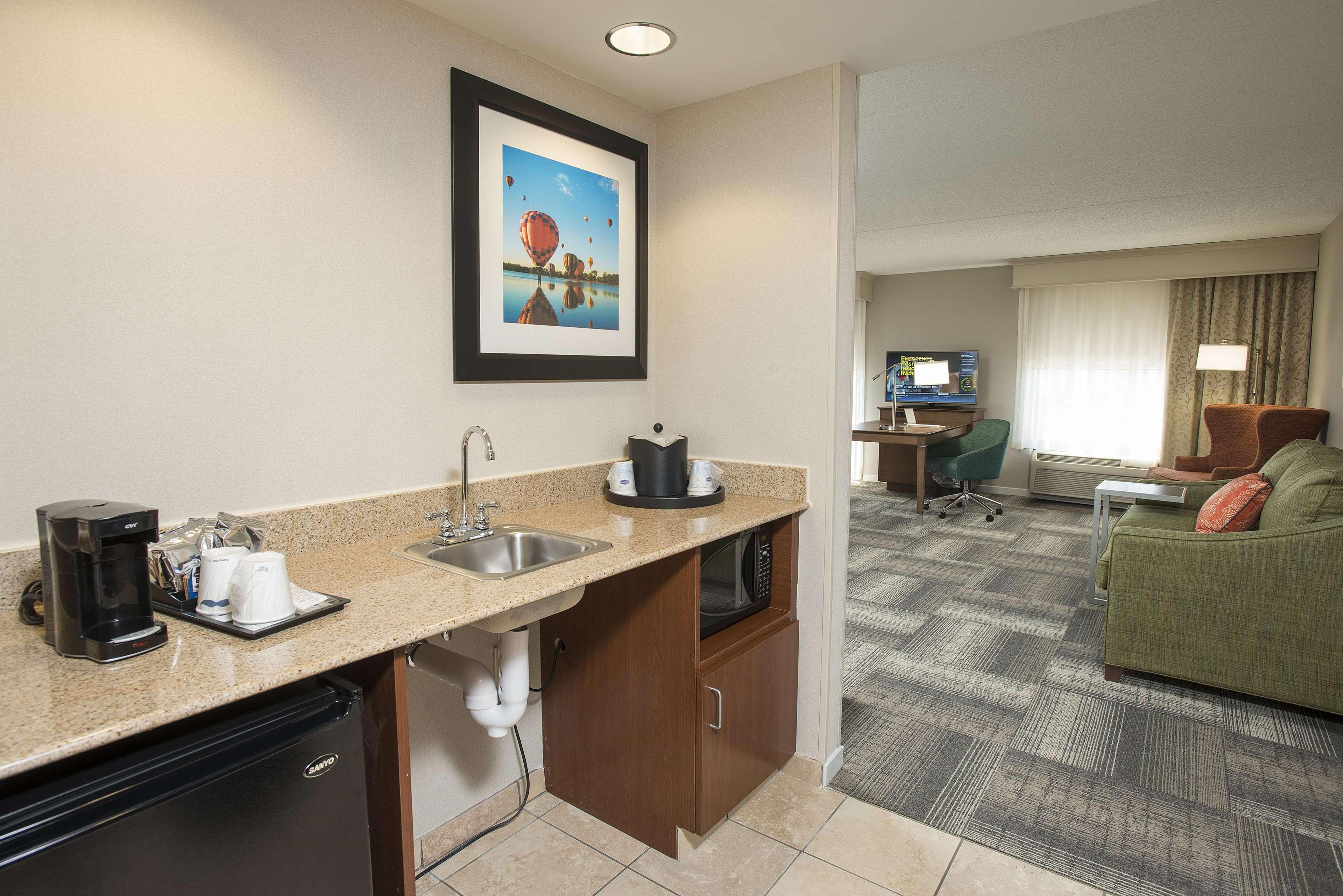 Hampton Inn & Suites Cincinnati-Union Centre Уест Честър Екстериор снимка