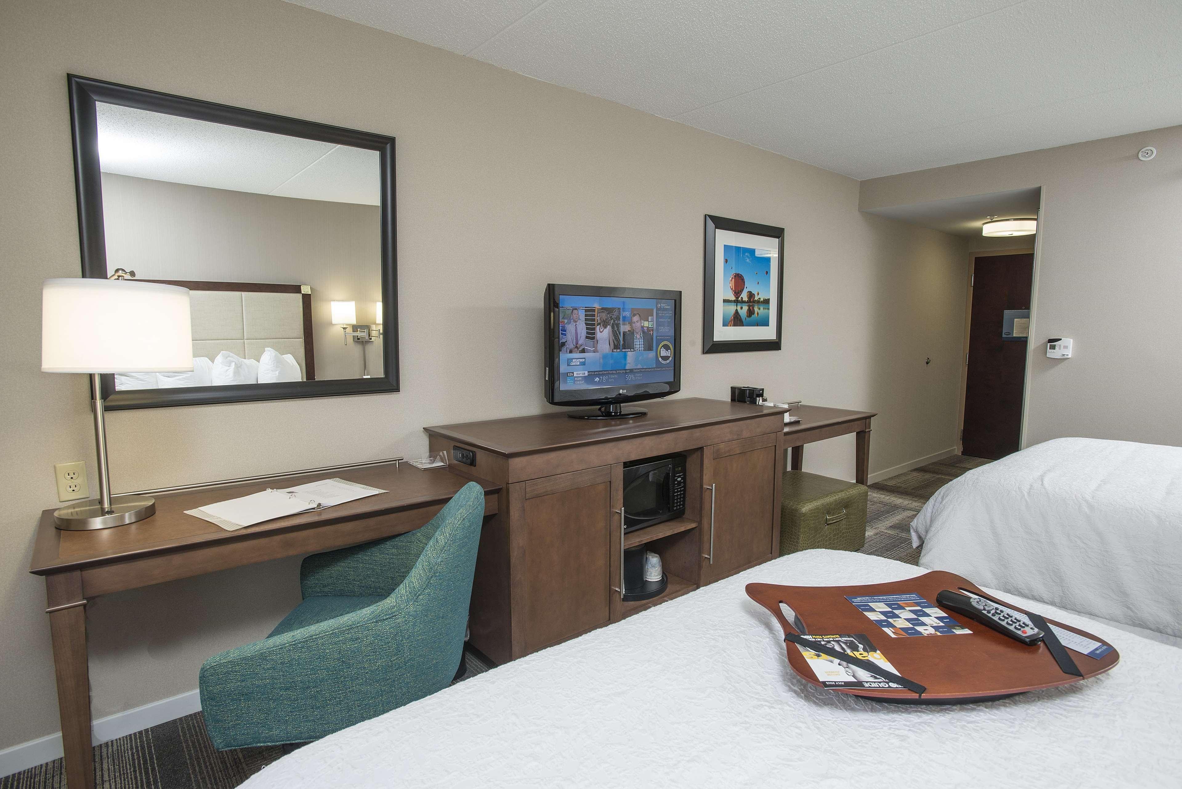Hampton Inn & Suites Cincinnati-Union Centre Уест Честър Екстериор снимка