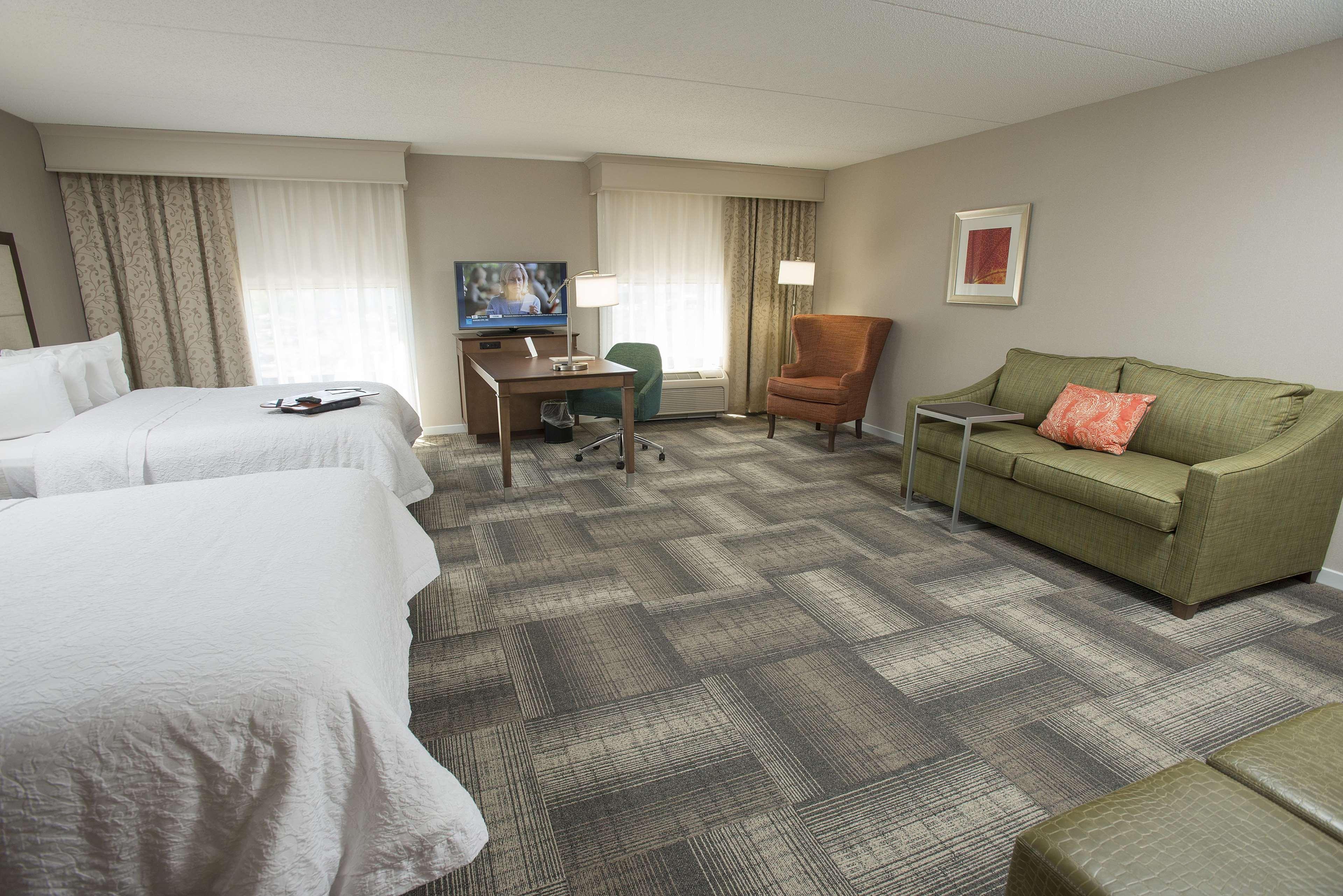 Hampton Inn & Suites Cincinnati-Union Centre Уест Честър Екстериор снимка