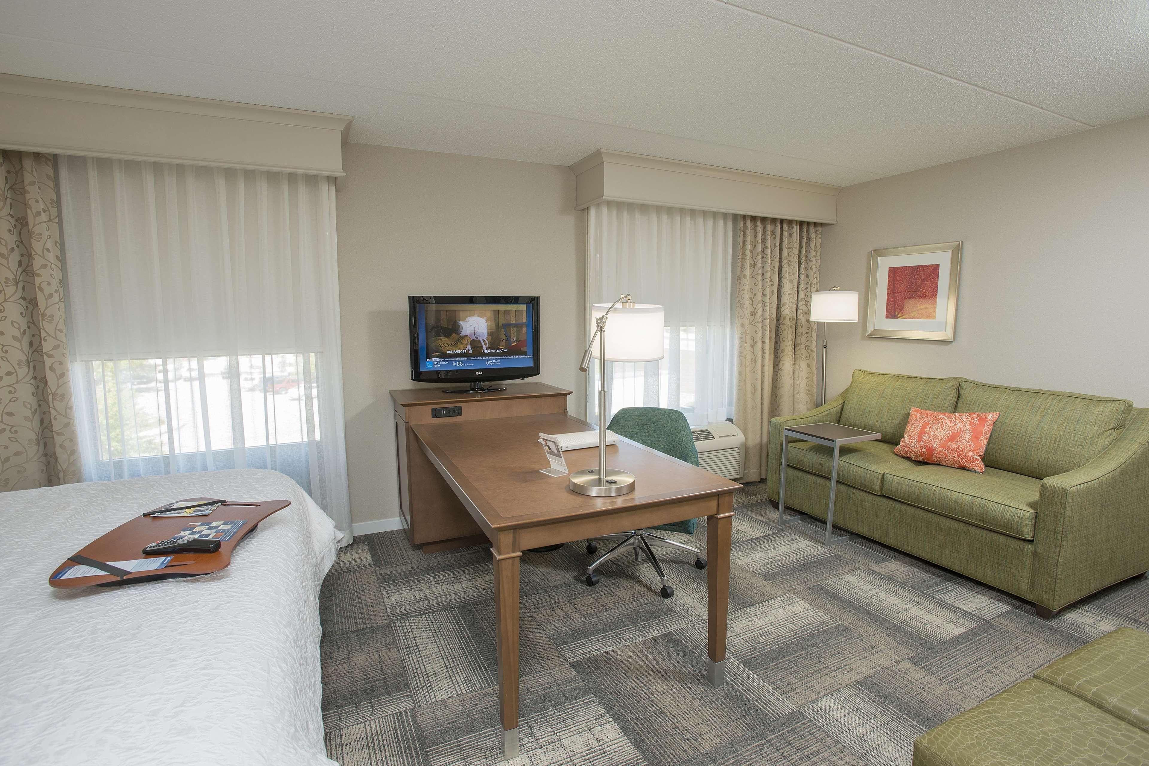 Hampton Inn & Suites Cincinnati-Union Centre Уест Честър Екстериор снимка