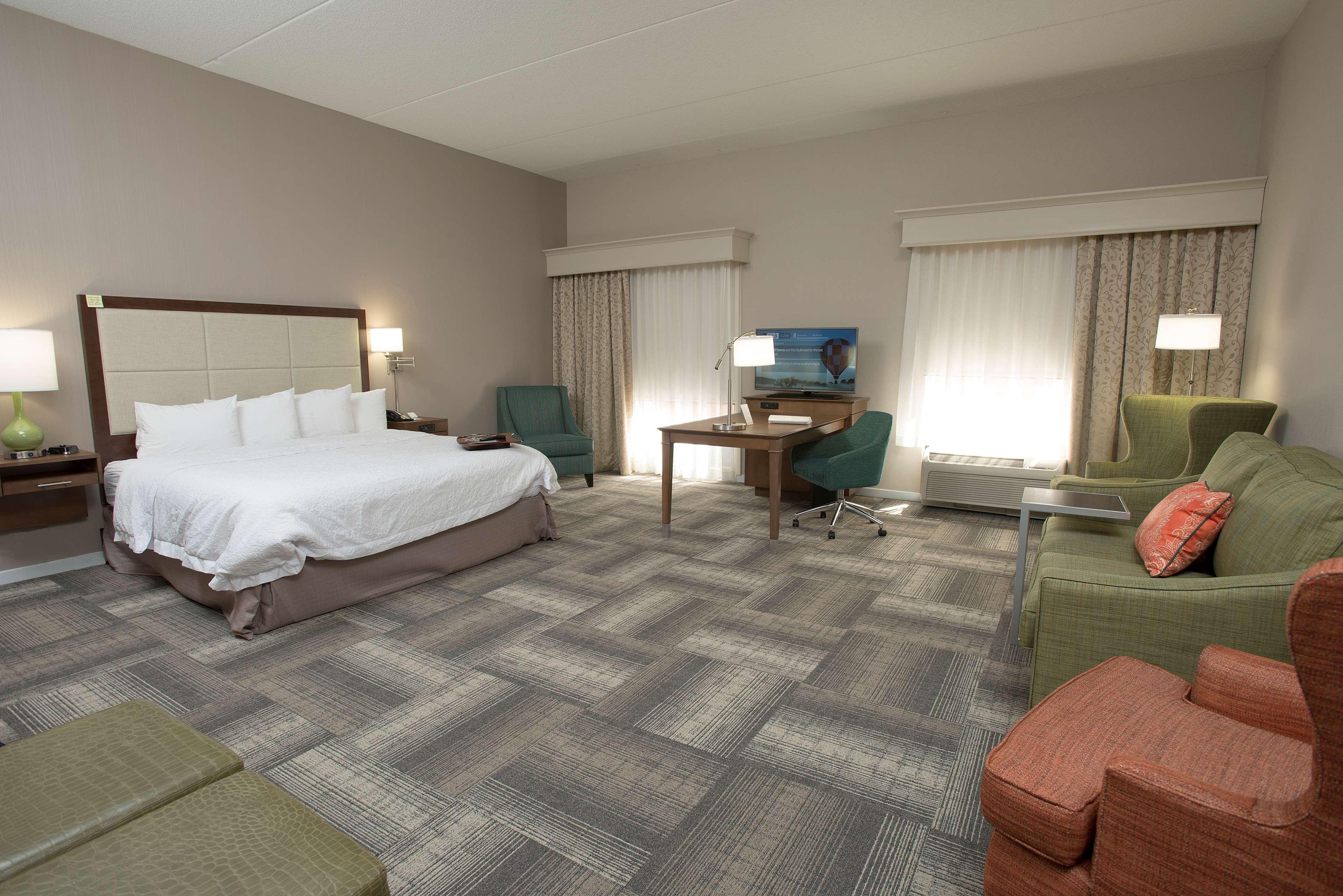 Hampton Inn & Suites Cincinnati-Union Centre Уест Честър Екстериор снимка