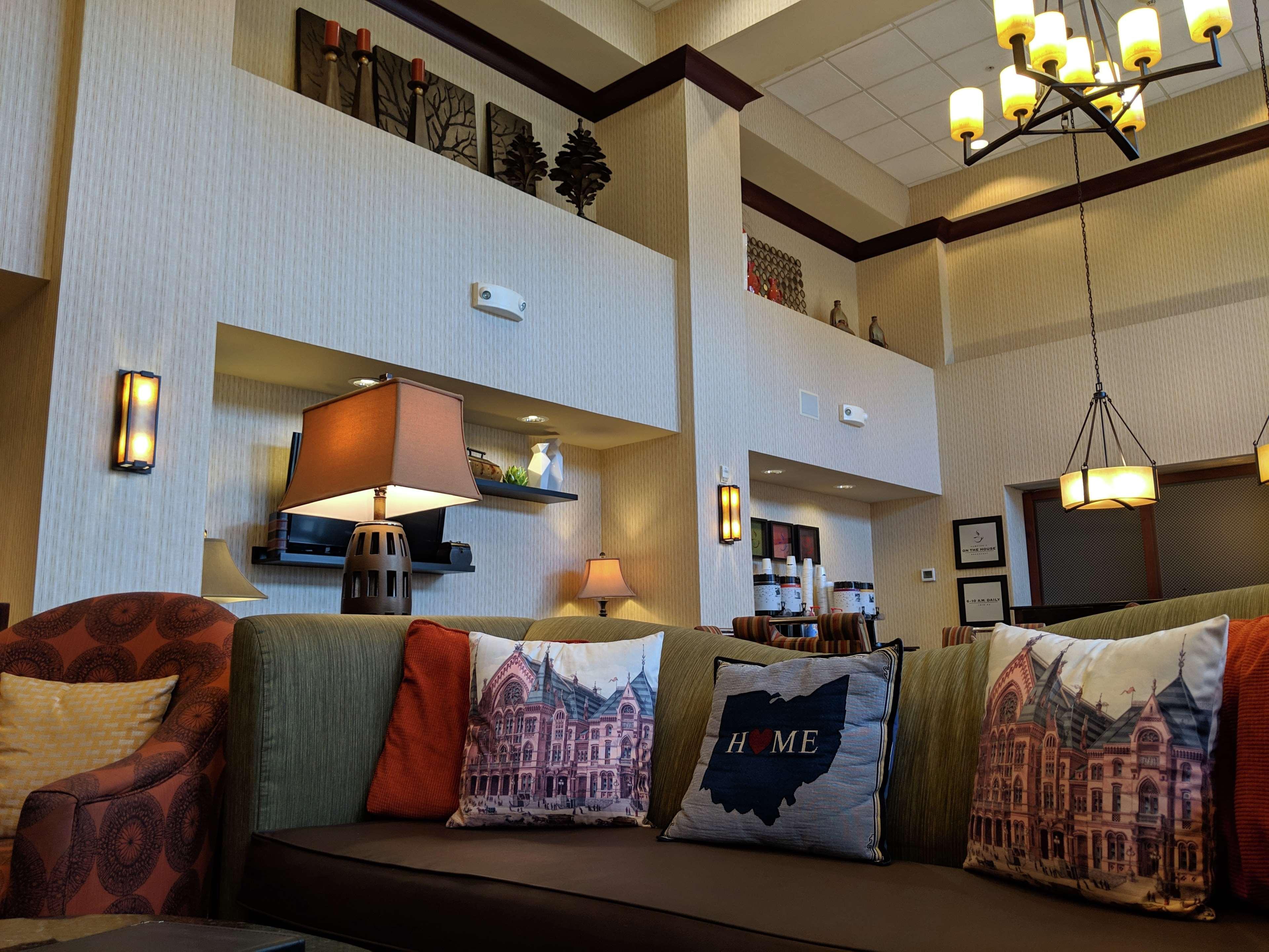 Hampton Inn & Suites Cincinnati-Union Centre Уест Честър Екстериор снимка