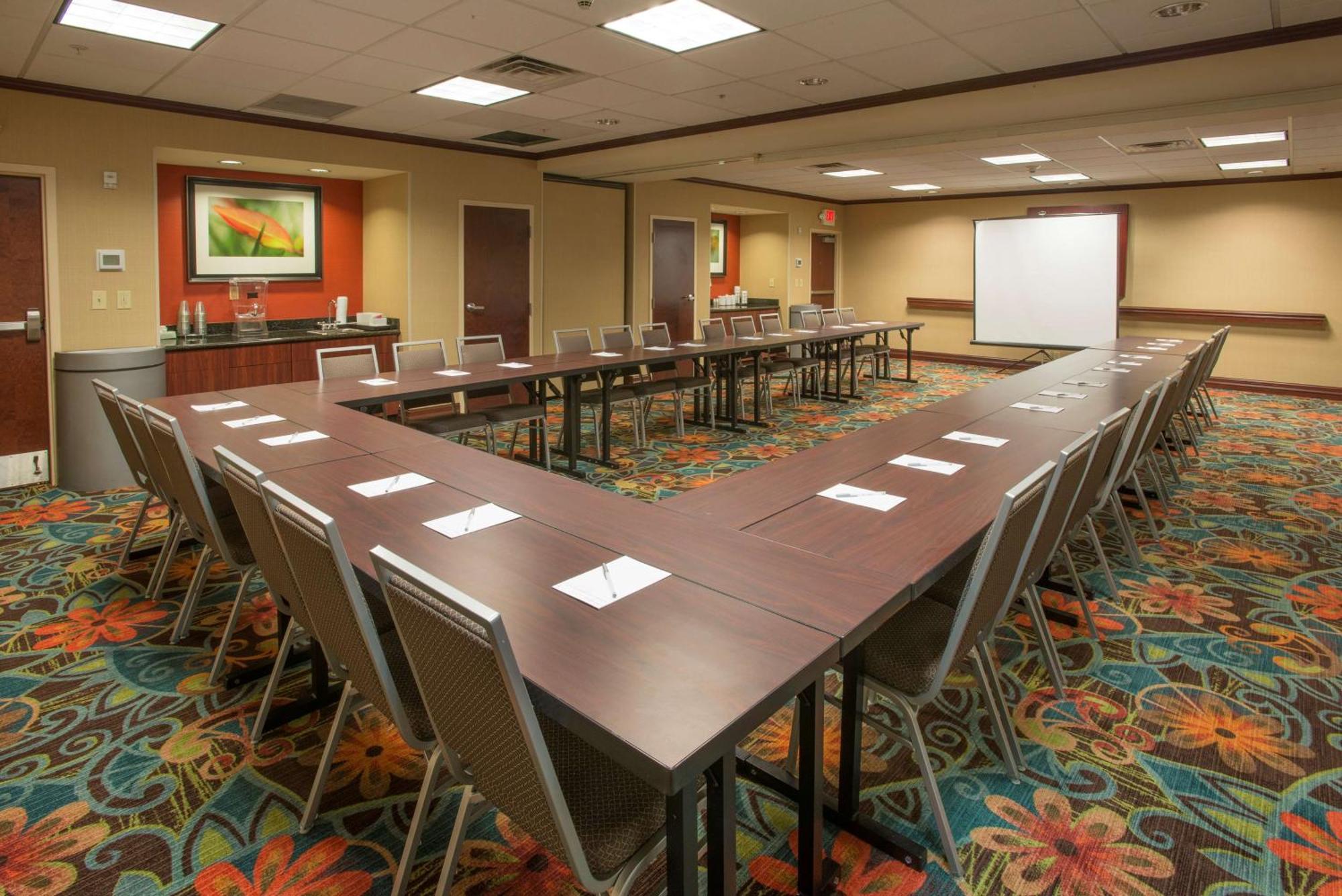 Hampton Inn & Suites Cincinnati-Union Centre Уест Честър Екстериор снимка