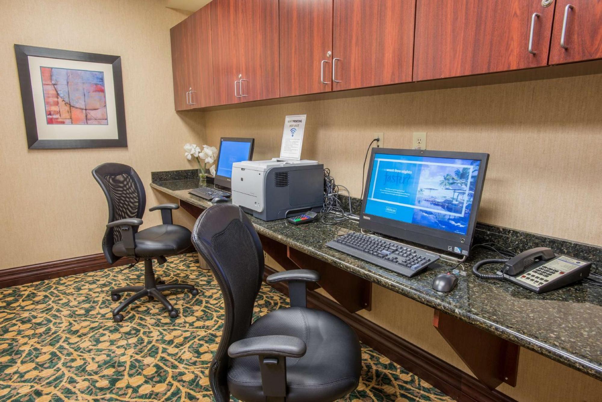 Hampton Inn & Suites Cincinnati-Union Centre Уест Честър Екстериор снимка