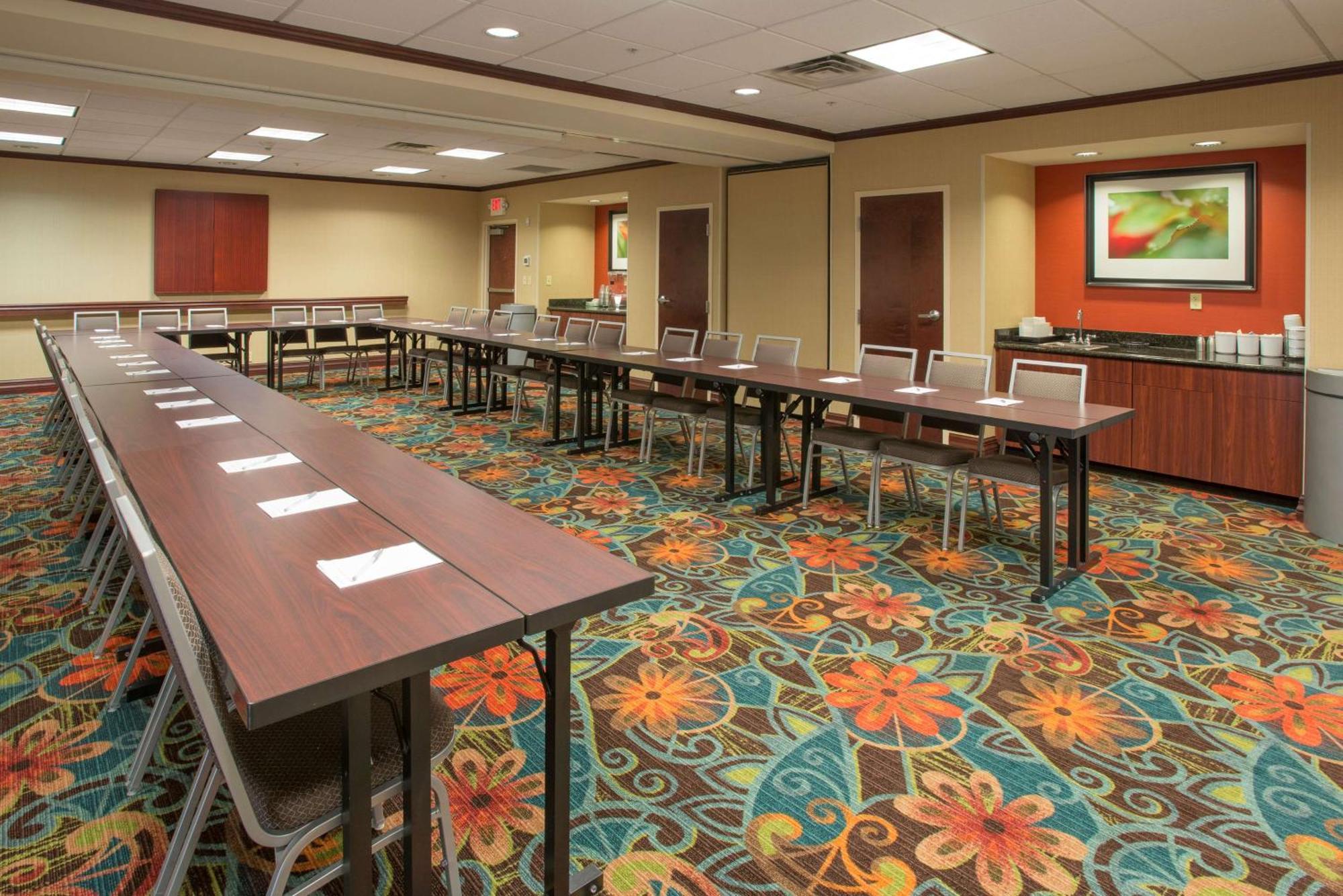Hampton Inn & Suites Cincinnati-Union Centre Уест Честър Екстериор снимка