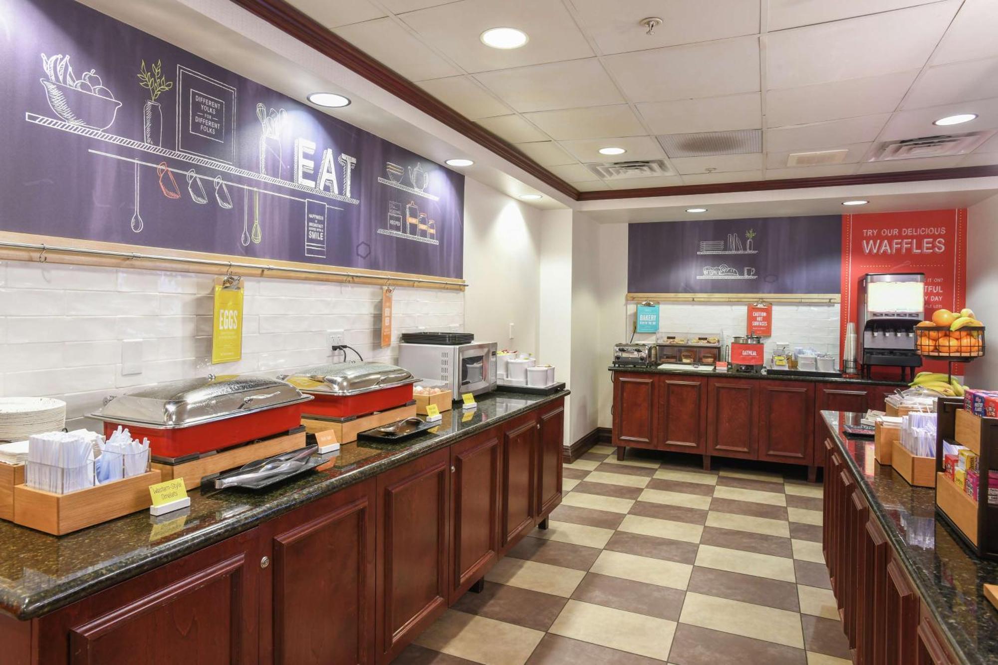 Hampton Inn & Suites Cincinnati-Union Centre Уест Честър Екстериор снимка