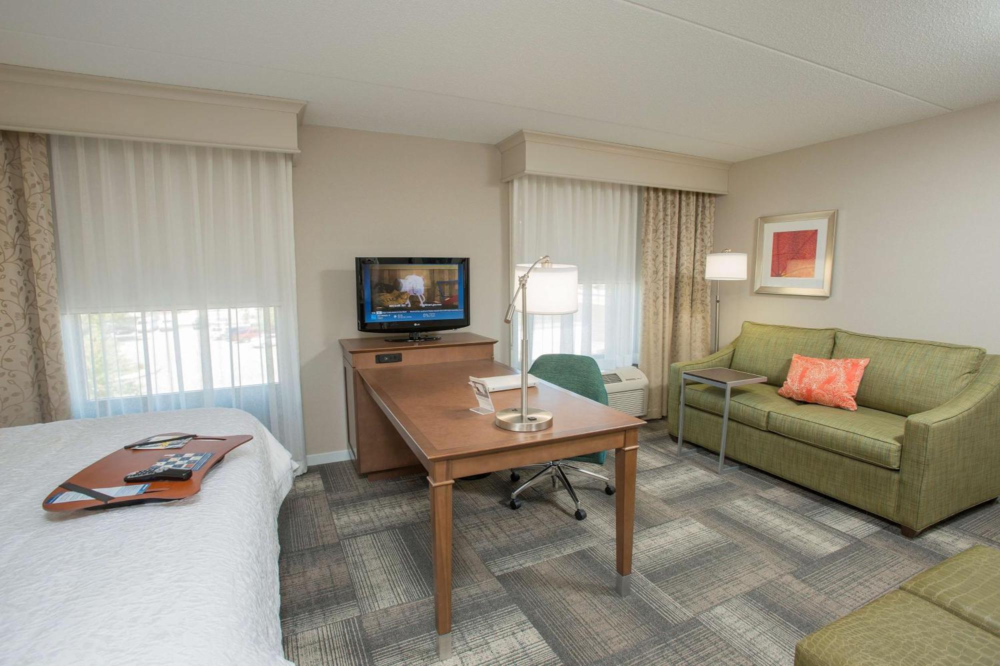 Hampton Inn & Suites Cincinnati-Union Centre Уест Честър Екстериор снимка