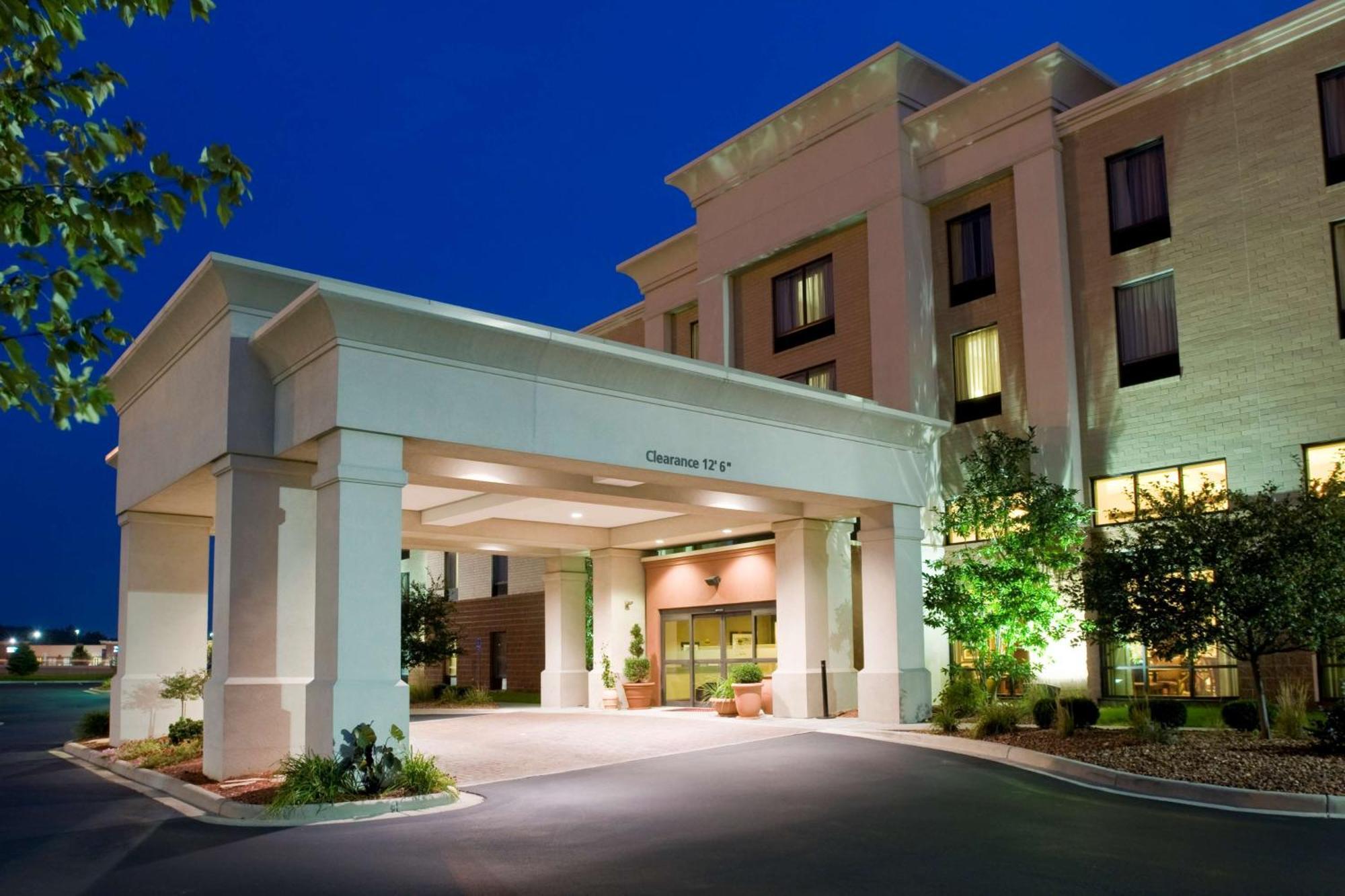 Hampton Inn & Suites Cincinnati-Union Centre Уест Честър Екстериор снимка